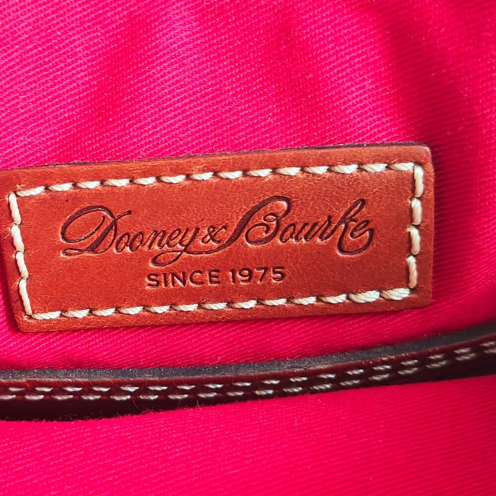 DOONEY & BOURKE Pebble Grain Crossbody Bag - Picture 3 of 15